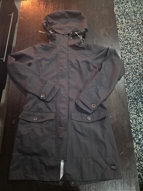 MEC Hooded Parka Jacket in Dark Charcoal